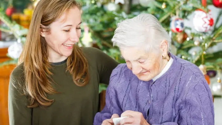 How To Approach The Holiday Season While Caring For Someone With Dementia – Part One 2 How To Celebrate The Holidays When Dementia Is In The Picture Tozlss