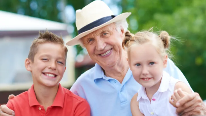 Effective Communication Strategies: Talking to Children About Dementia in Dallas, TX