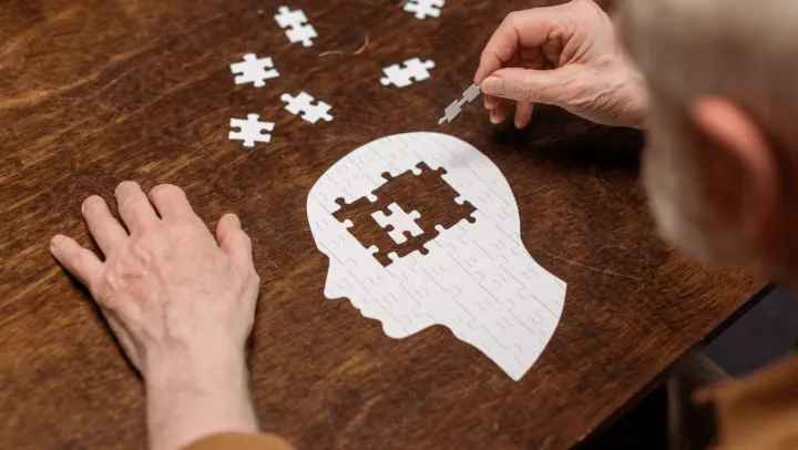 A Family'S Guide: Memory Care For Seniors 2 Nov2025 Iris Mc Blog 2 Nichols Hills Pic 1