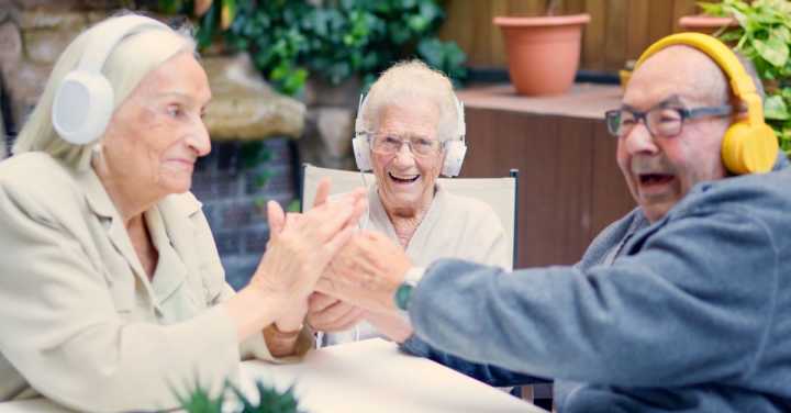 Memory Care: Your Loved One'S Favorite Songs Could Be The Key 1 Image 13